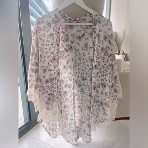 Victoria Secret lounge robe size XS